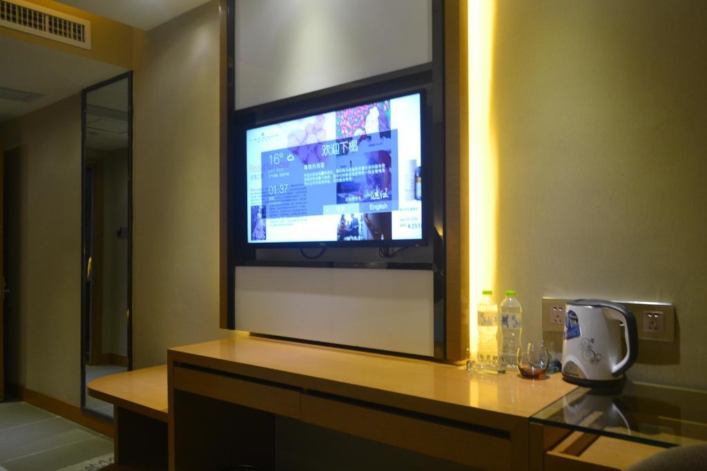 Lavande Hotel Zhuhai Gongbei Port Square Exteriér fotografie