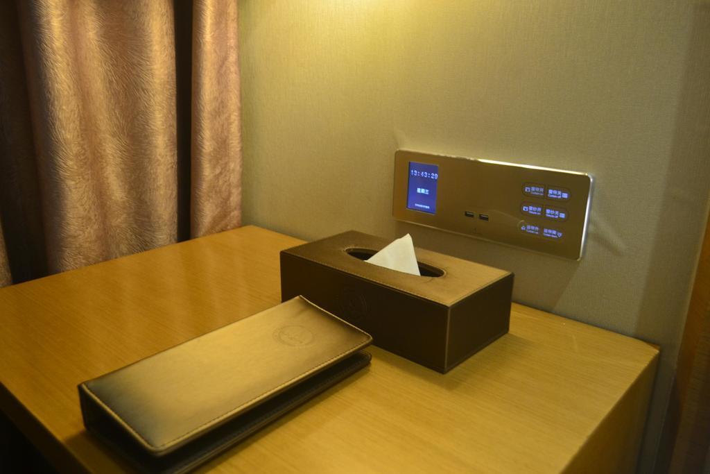 Lavande Hotel Zhuhai Gongbei Port Square Exteriér fotografie