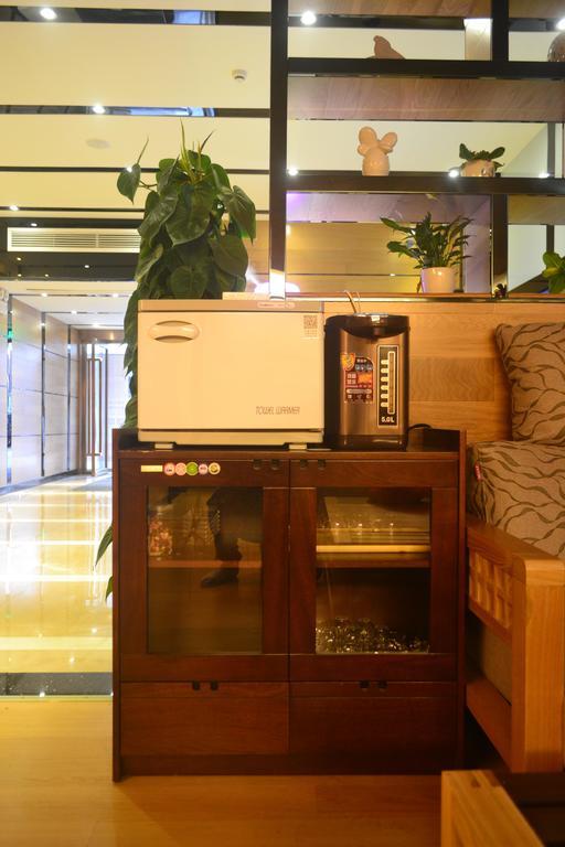 Lavande Hotel Zhuhai Gongbei Port Square Exteriér fotografie